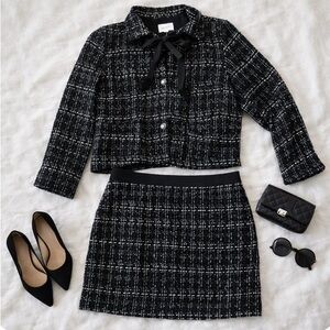 Chic Plus Size Tweed Cropped Blazer with skirt NWT